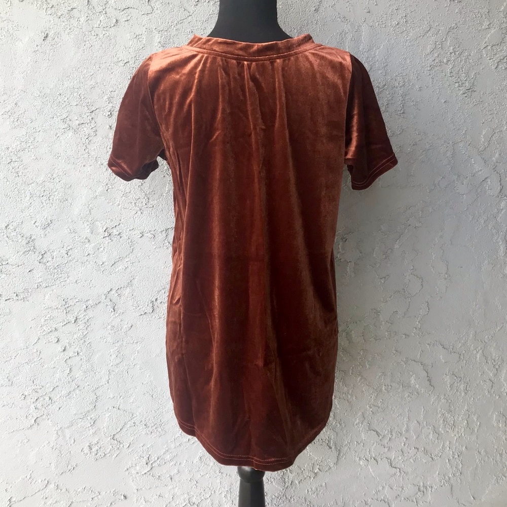 Velvet Rust Top 🍁 - Picture 5 of 6